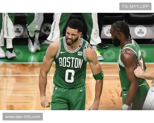 凯尔特人组建塔图姆布朗特雷杨三巨头冲击总冠军新篇章 凯尔特人组建塔图姆布朗特雷杨三巨头冲击总冠军新篇章