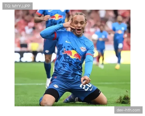 实时战报：莱比锡vs法兰克福，西蒙斯已完成4次关键传球，均来自右路。